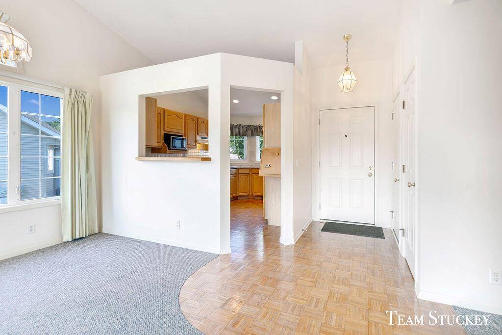 Norton Shores, MI 49441,3684 Harris Drive