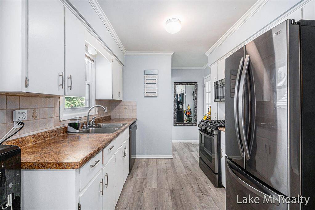 Wyoming, MI 49519,2521 Chassell Street SW