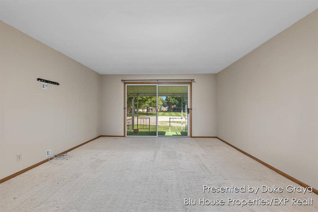 Kentwood, MI 49508,5166 Southglow Court SE
