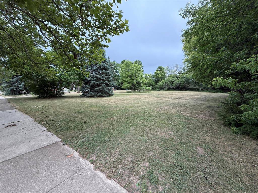 Grand Rapids, MI 49508,1229 44th Street SE