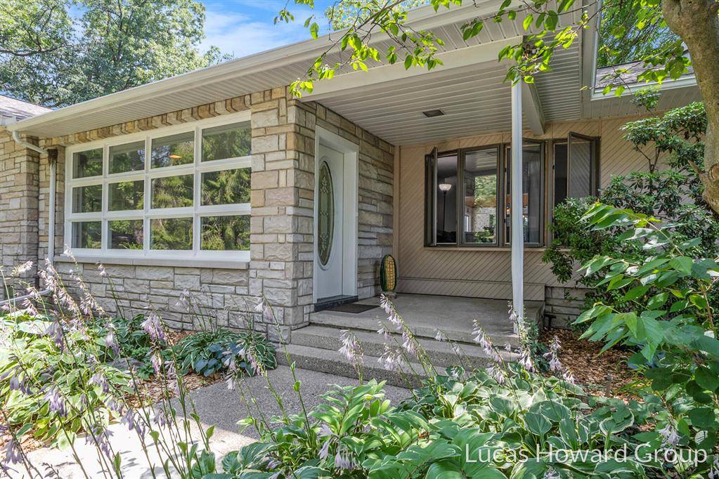 Spring Lake Twp, MI 49456,17708 Oakwood Drive