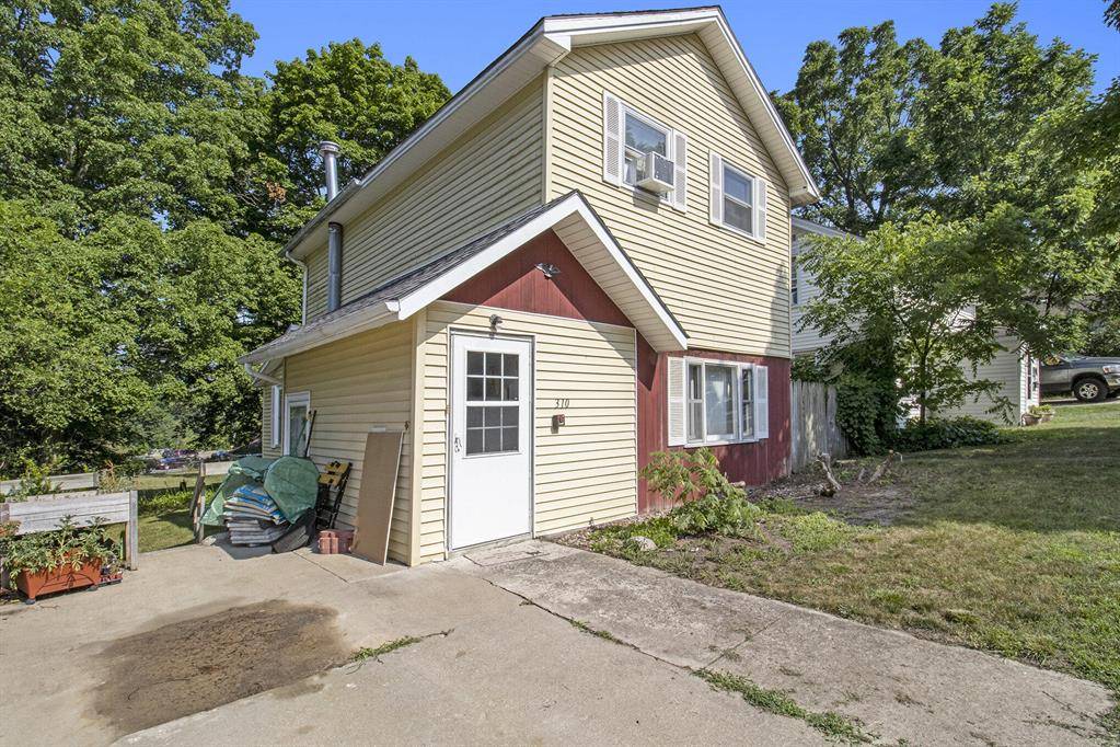 Big Rapids, MI 49307,310 N Warren Avenue