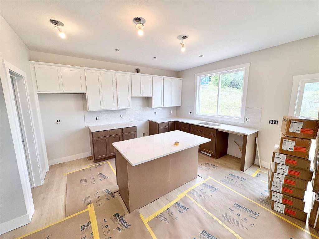 Caledonia Twp, MI 49316,5961 Valley Point Drive SE