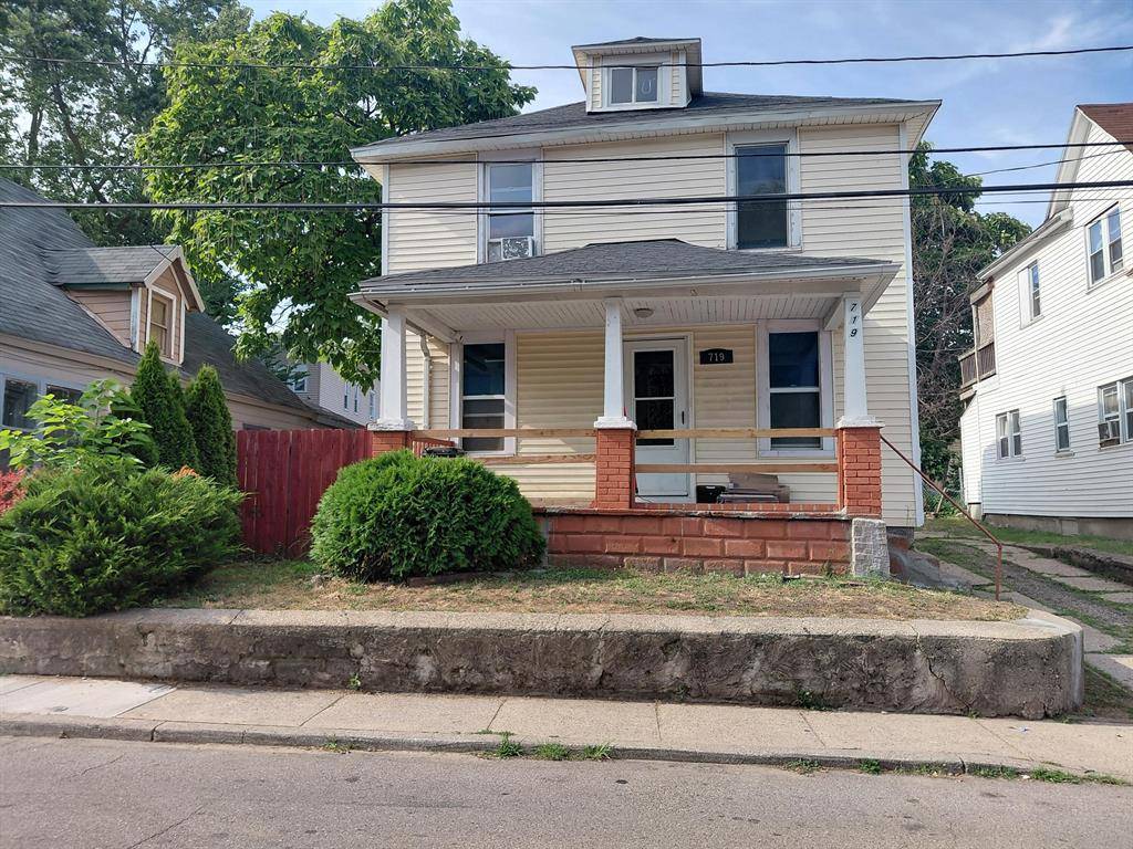 Grand Rapids, MI 49503,719 Coate Court SW