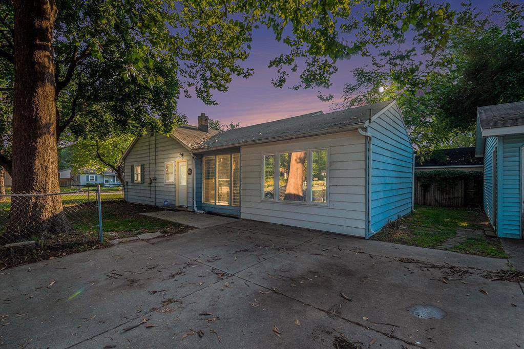 Wyoming, MI 49509,960 33rd Street SW
