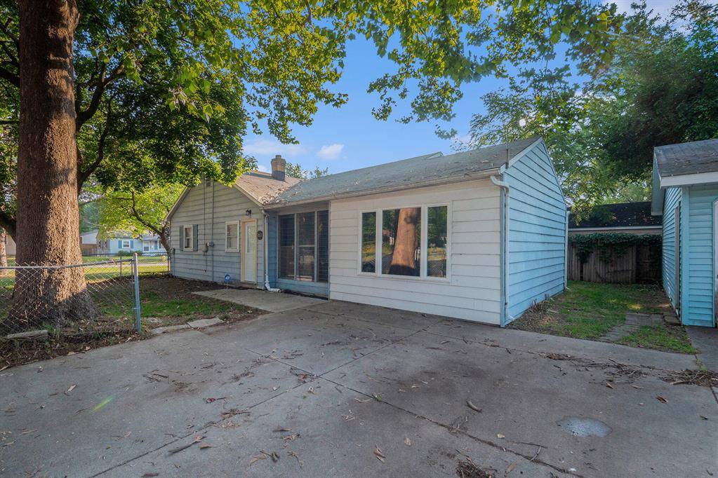 Wyoming, MI 49509,960 33rd Street SW