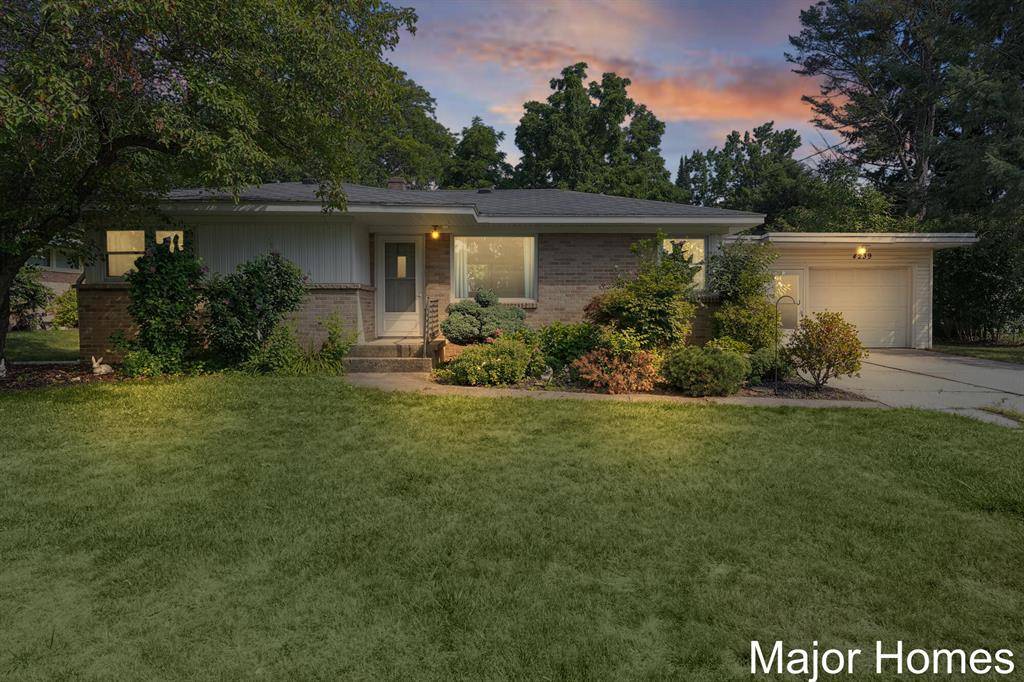 Grand Rapids Twp, MI 49546,4239 Westchester Drive SE