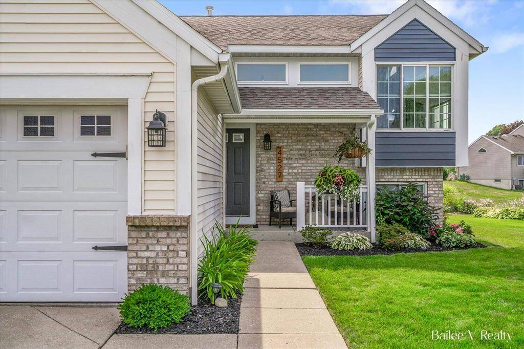 Kentwood, MI 49512,4527 Brookmeadow Drive SE