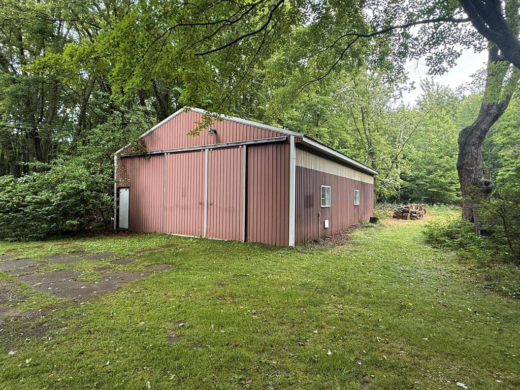 Laketon Twp, MI 49445,1898 Benjamin Road
