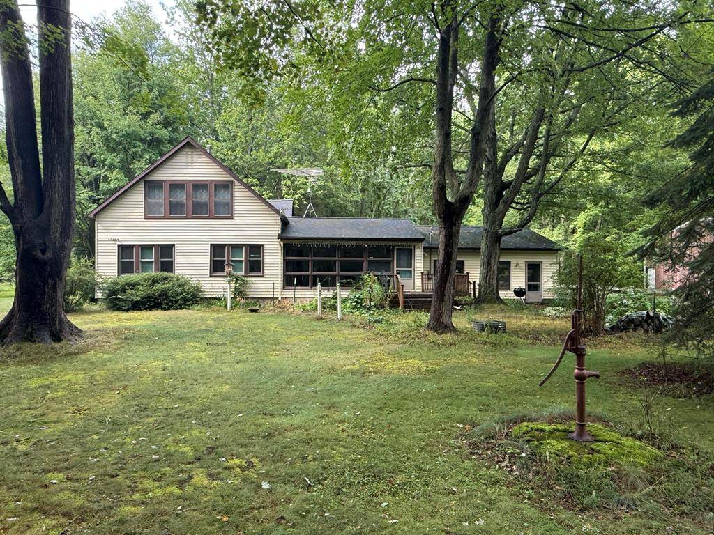 Laketon Twp, MI 49445,1898 Benjamin Road