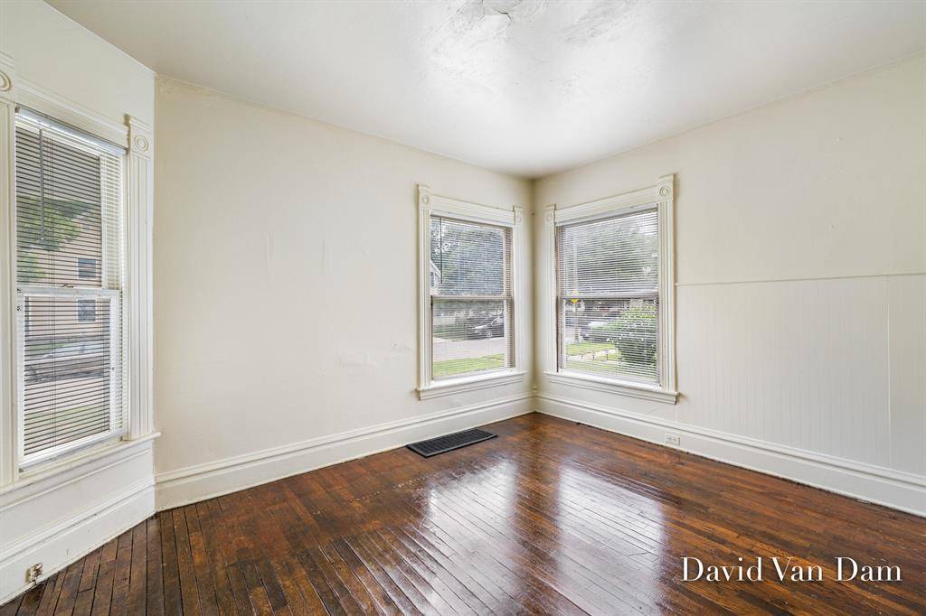 Grand Rapids, MI 49507,140 Stewart Street SW