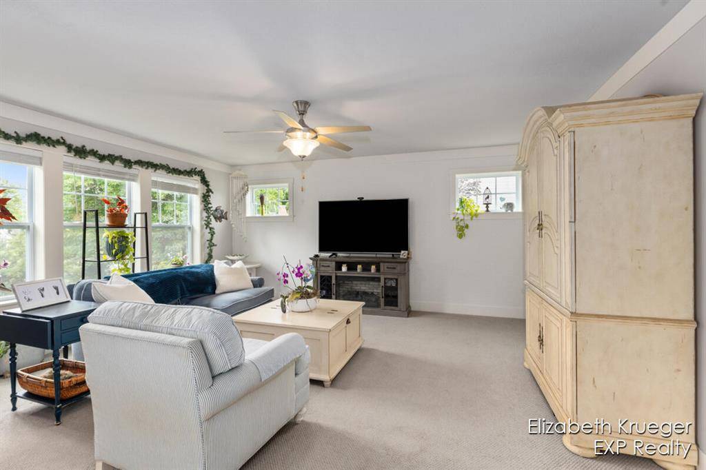 Fruitport Twp, MI 49444,5810 Larson Lane