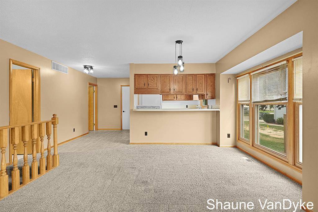 Walker, MI 49534,331 Rolling Greene Drive NW