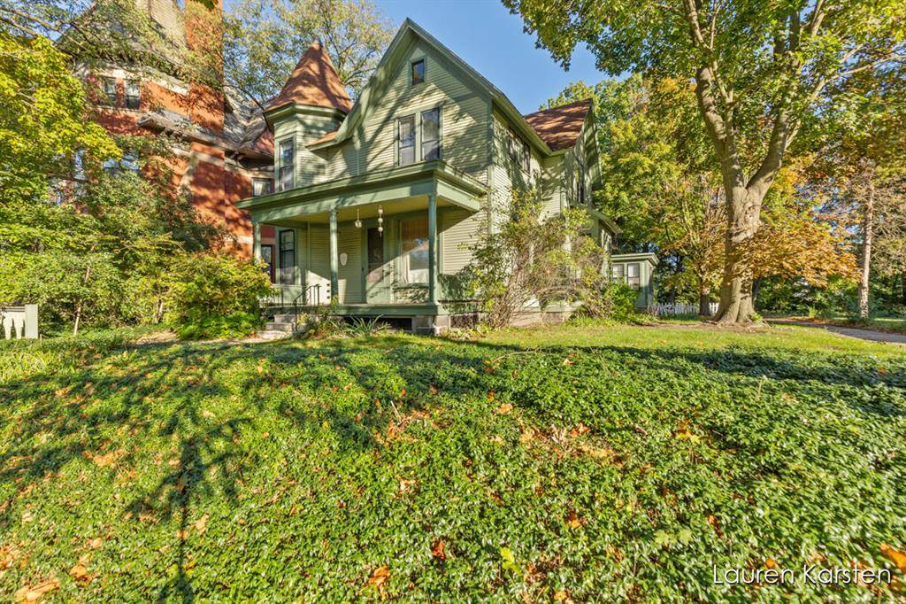 Grand Rapids, MI 49503,623 Cherry Street SE