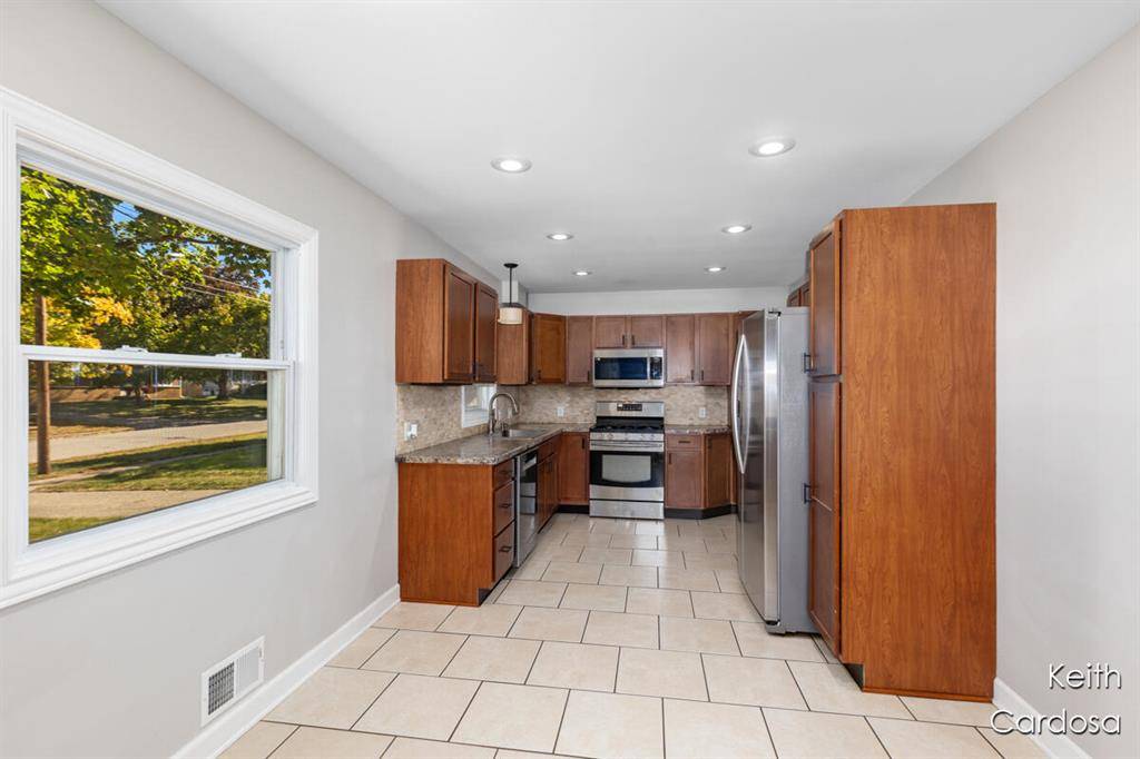 Wyoming, MI 49519,3329 Boone Avenue SW