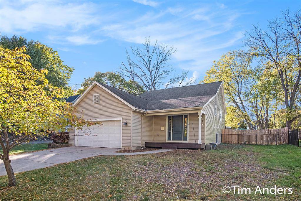 Grand Rapids, MI 49504,715 Maridell Avenue NW