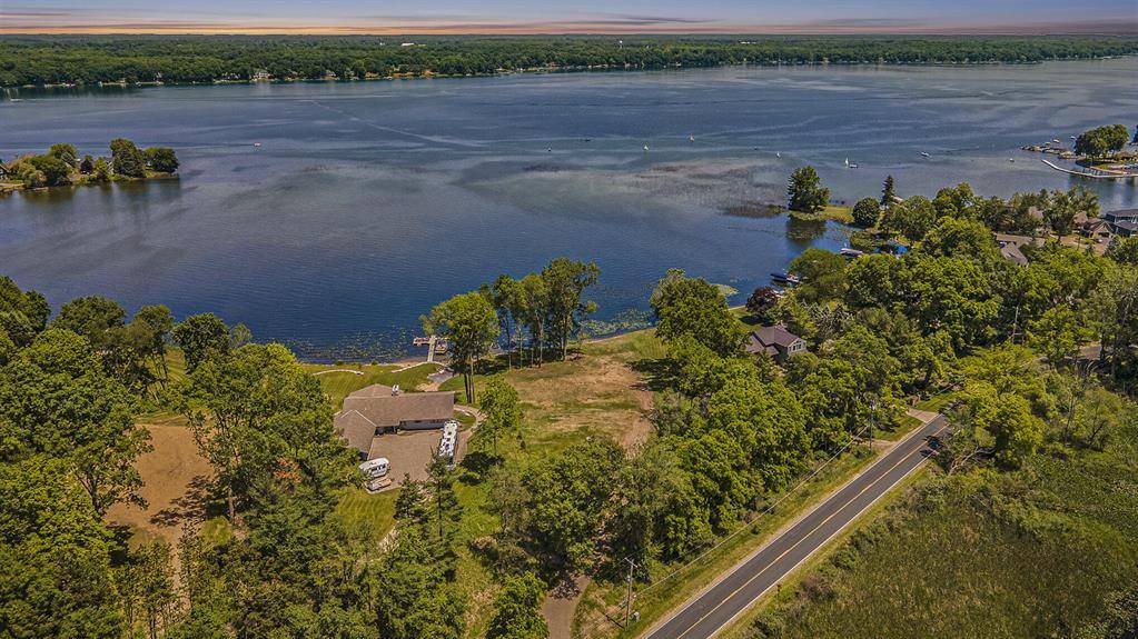 Richland Twp, MI 49083,10032 W Gull Lake Drive