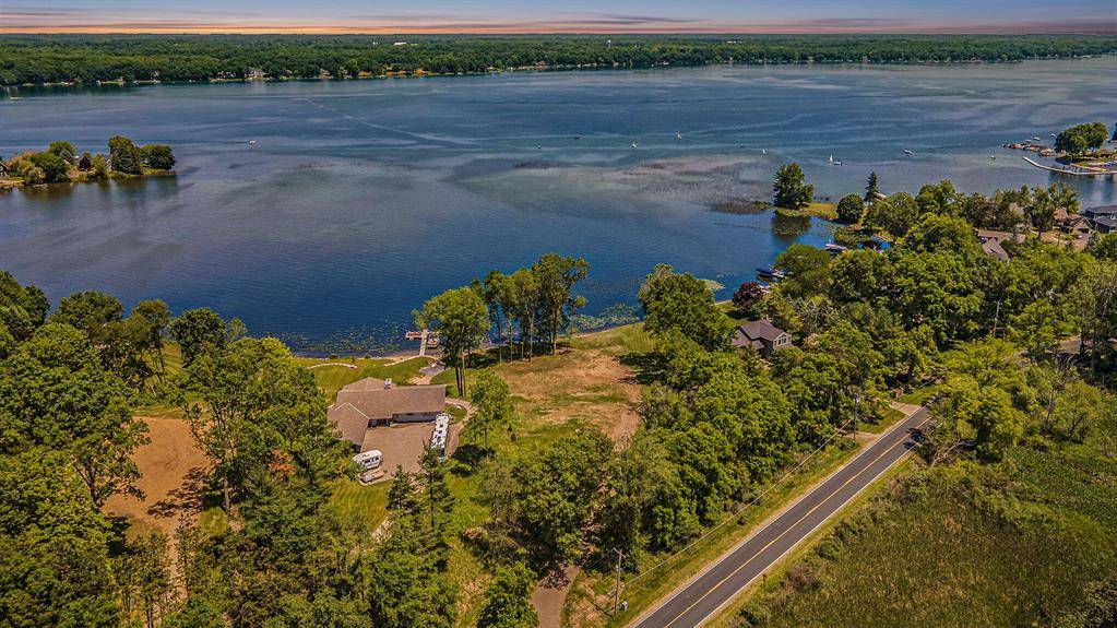 Richland Twp, MI 49083,10032 W Gull Lake Drive