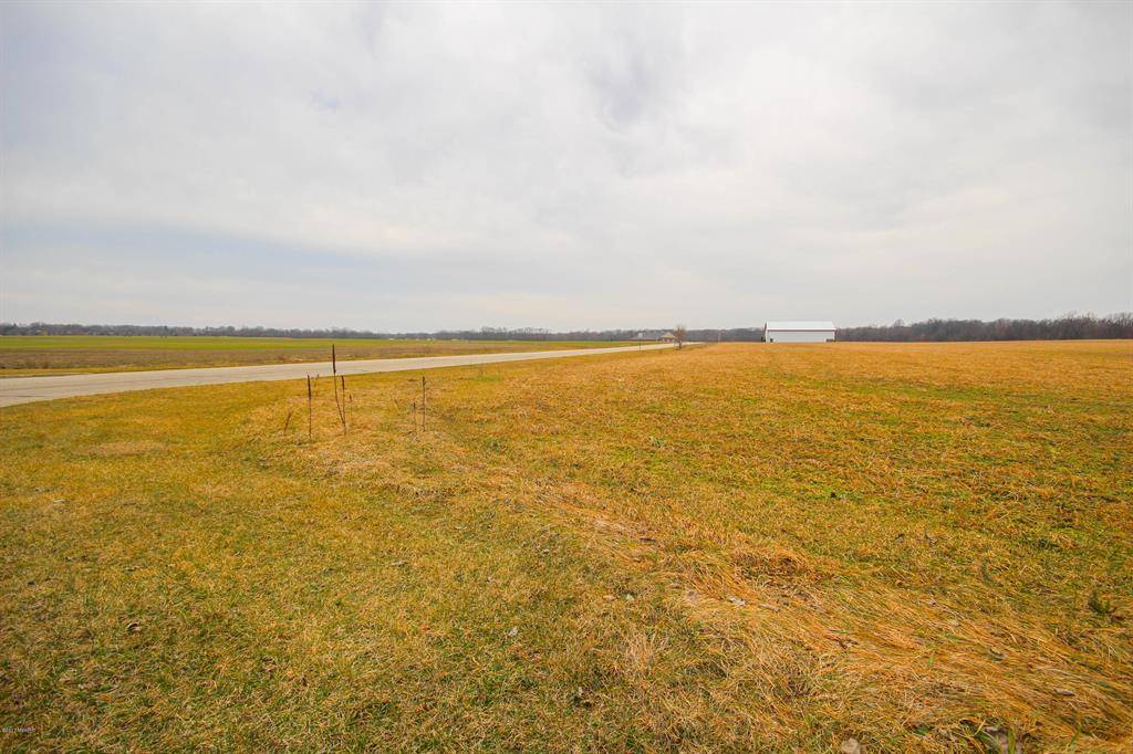 Three Rivers, MI 49093,Hov Aire Drive Modifier: V/L 6.75 Acres