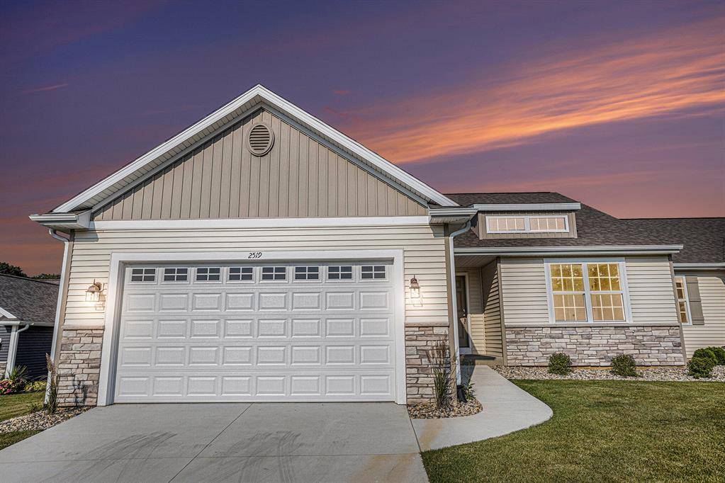 Comstock Twp, MI 49048,2519 Hunters Run 101