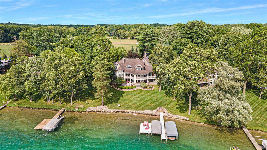 Ross Twp, MI 49060,4226 E Gull Lake Drive