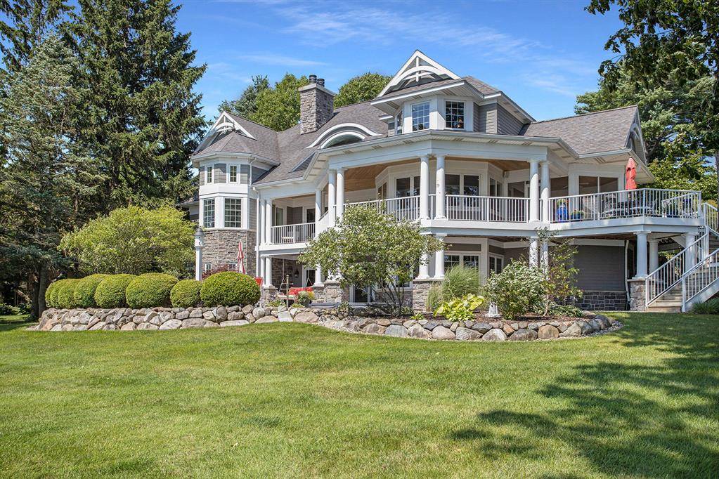Ross Twp, MI 49060,4226 E Gull Lake Drive