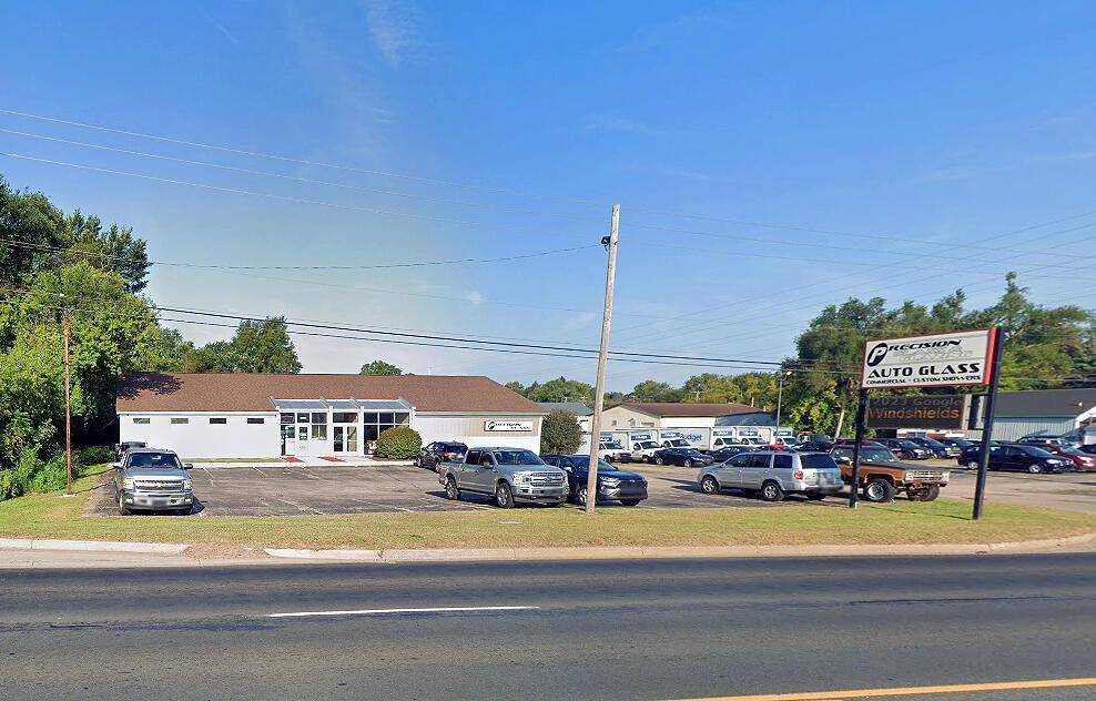 Kalamazoo, MI 49001,2504 S Sprinkle Road