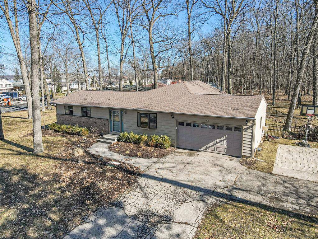 Portage, MI 49002,3102 Woodhams Avenue