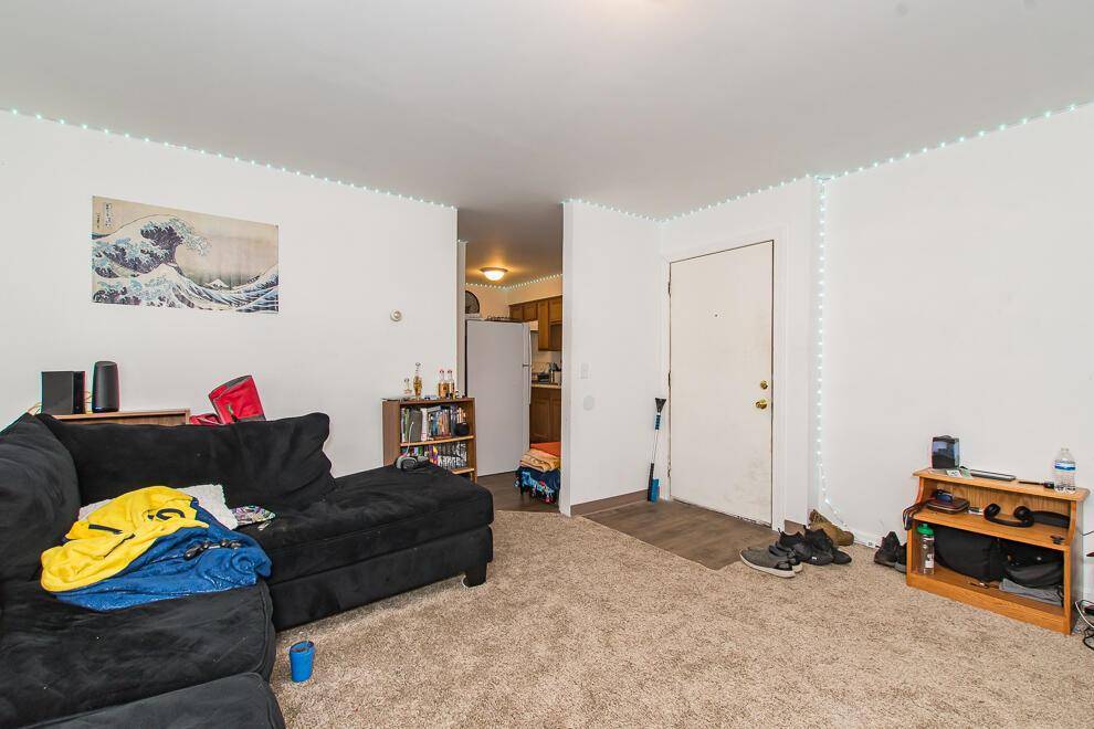 Kalamazoo, MI 49008,729 Buchanan Avenue