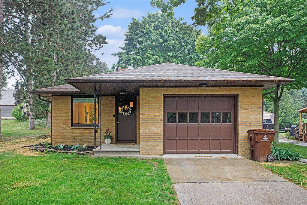 Hastings, MI 49058,904 W Walnut Street