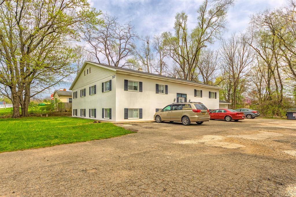 Kalamazoo, MI 49001,3227 St Joseph Street