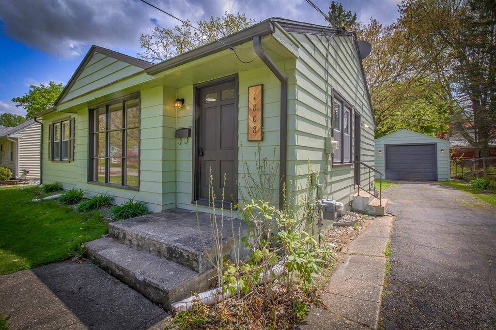 Kalamazoo, MI 49001,1808 Homecrest Avenue