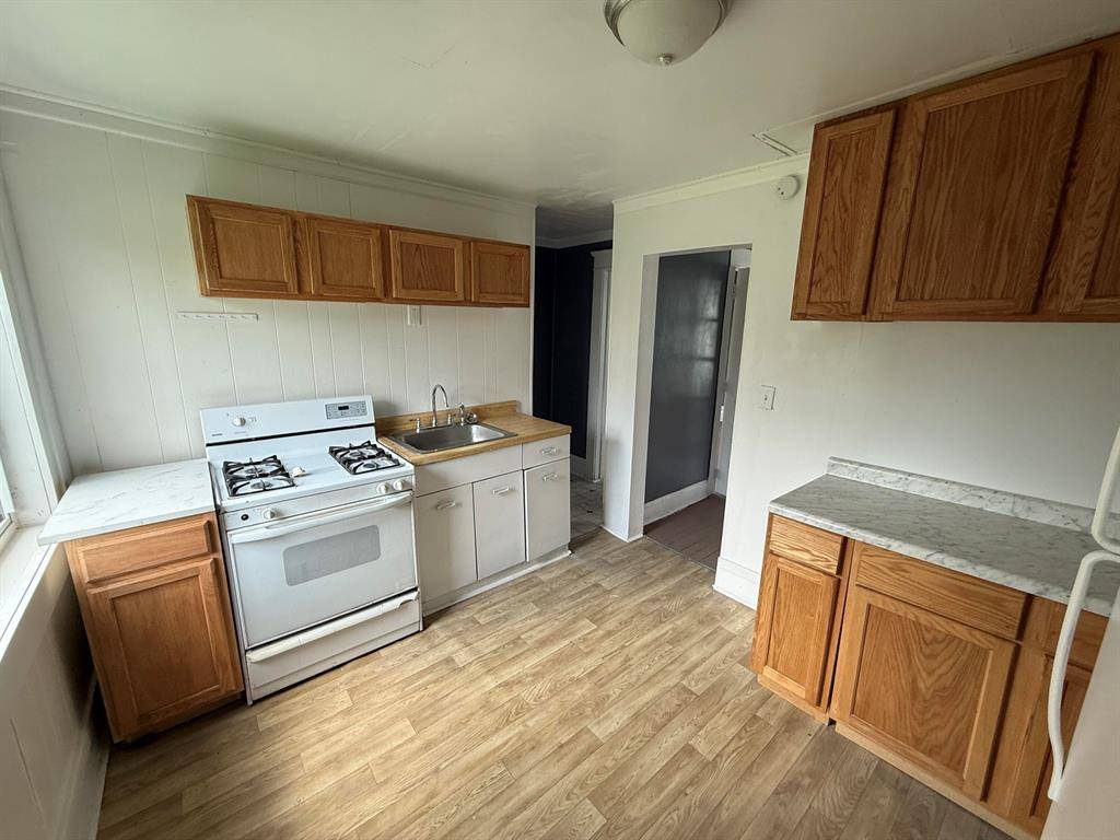 Battle Creek, MI 49037,16 S Wood Street