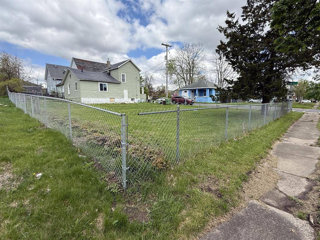Battle Creek, MI 49037,16 S Wood Street
