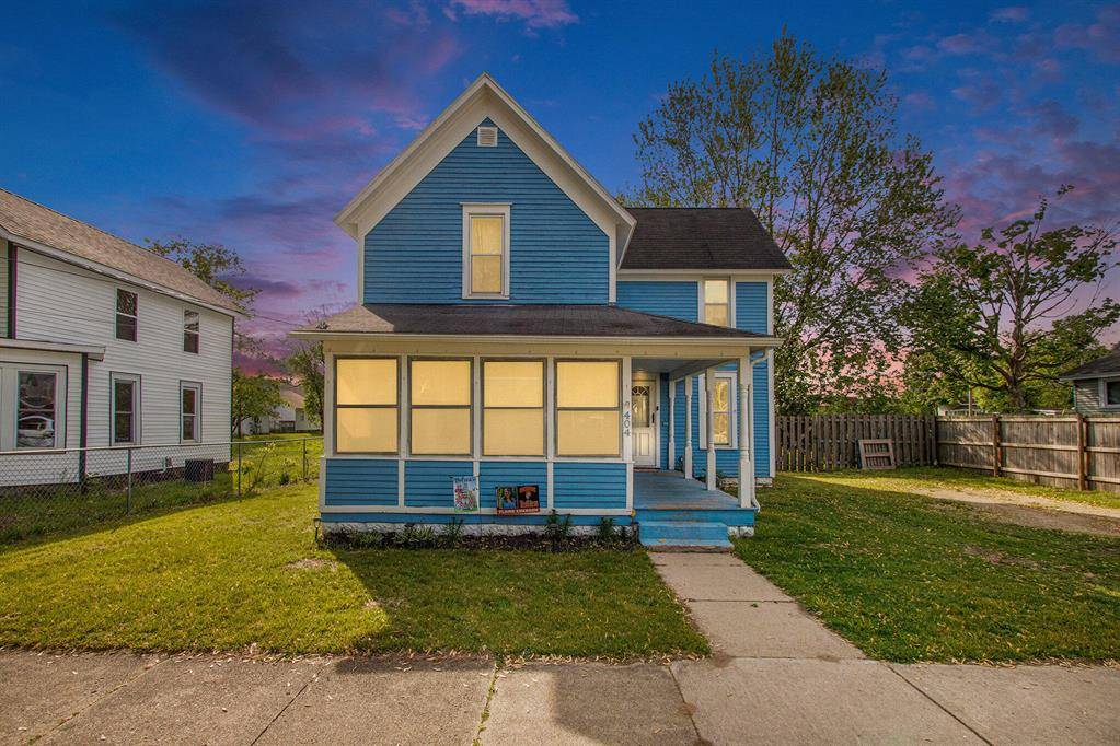 Dowagiac, MI 49047,404 Oak Street