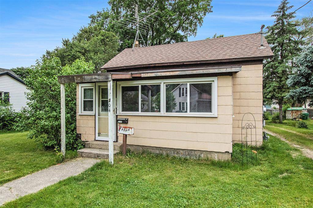 Dowagiac, MI 49047,204 Clinton Street