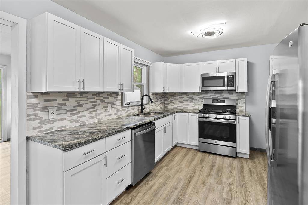 Bedford Twp, MI 49017,207 Walker Drive