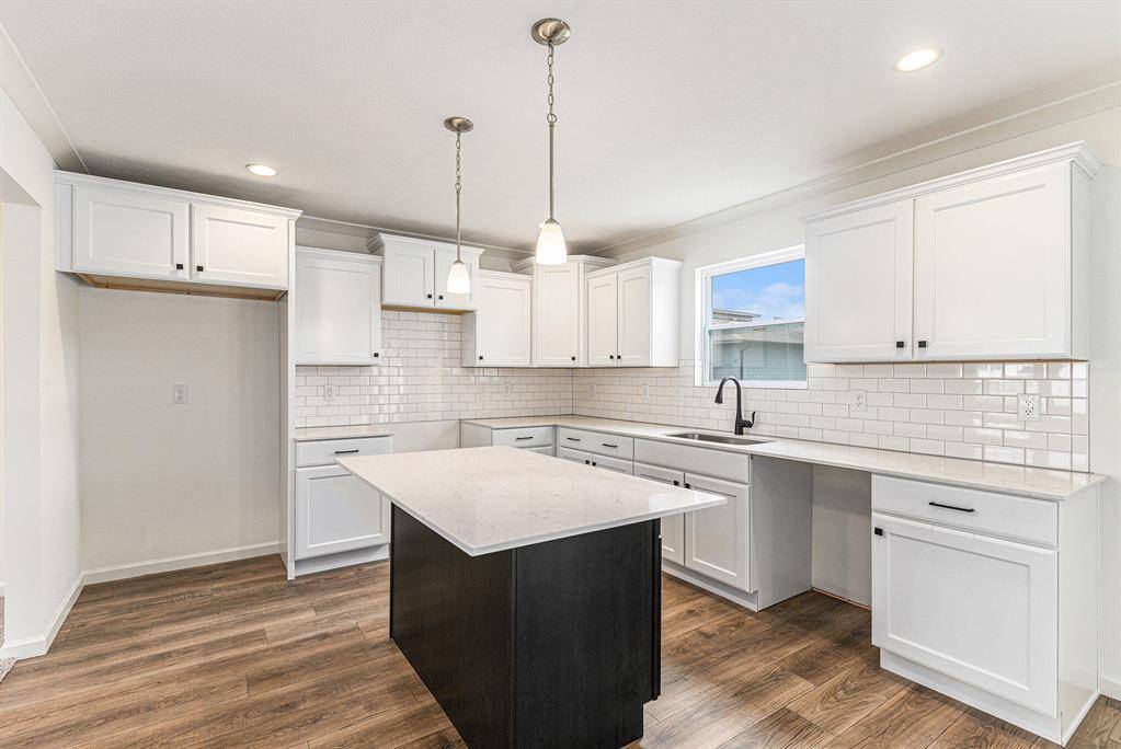 Mattawan Vlg, MI 49071,58493 Interlaken Street