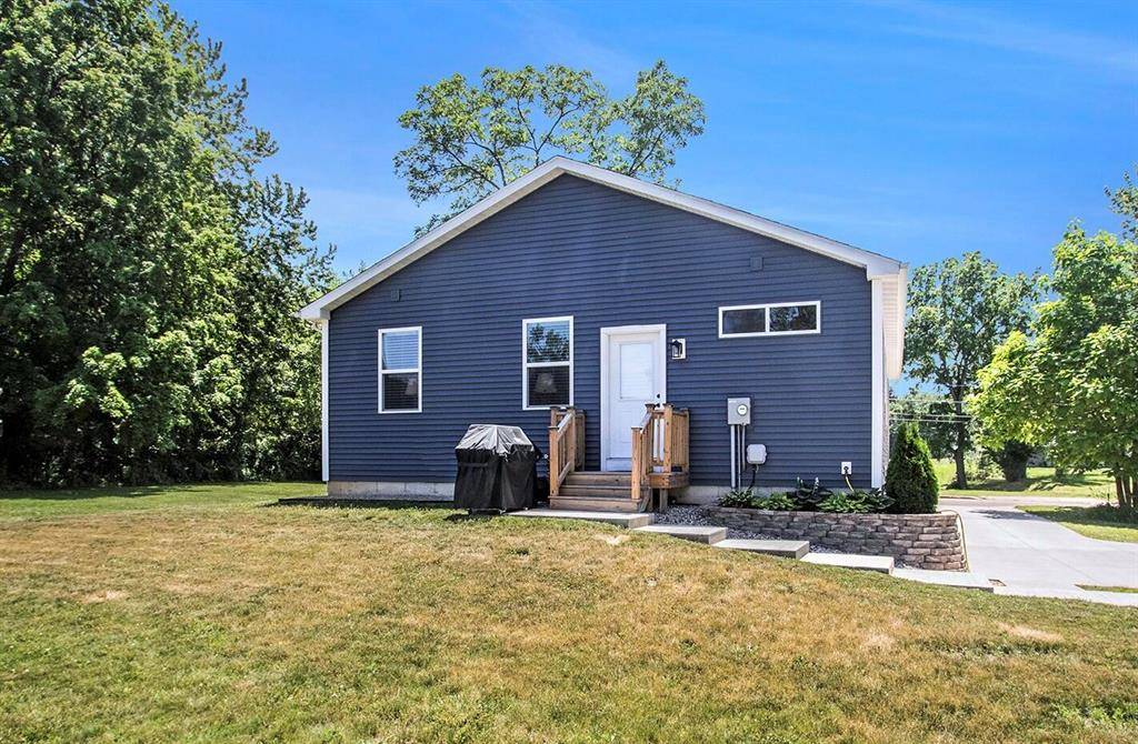 South Haven, MI 49090,765 S Haven Place