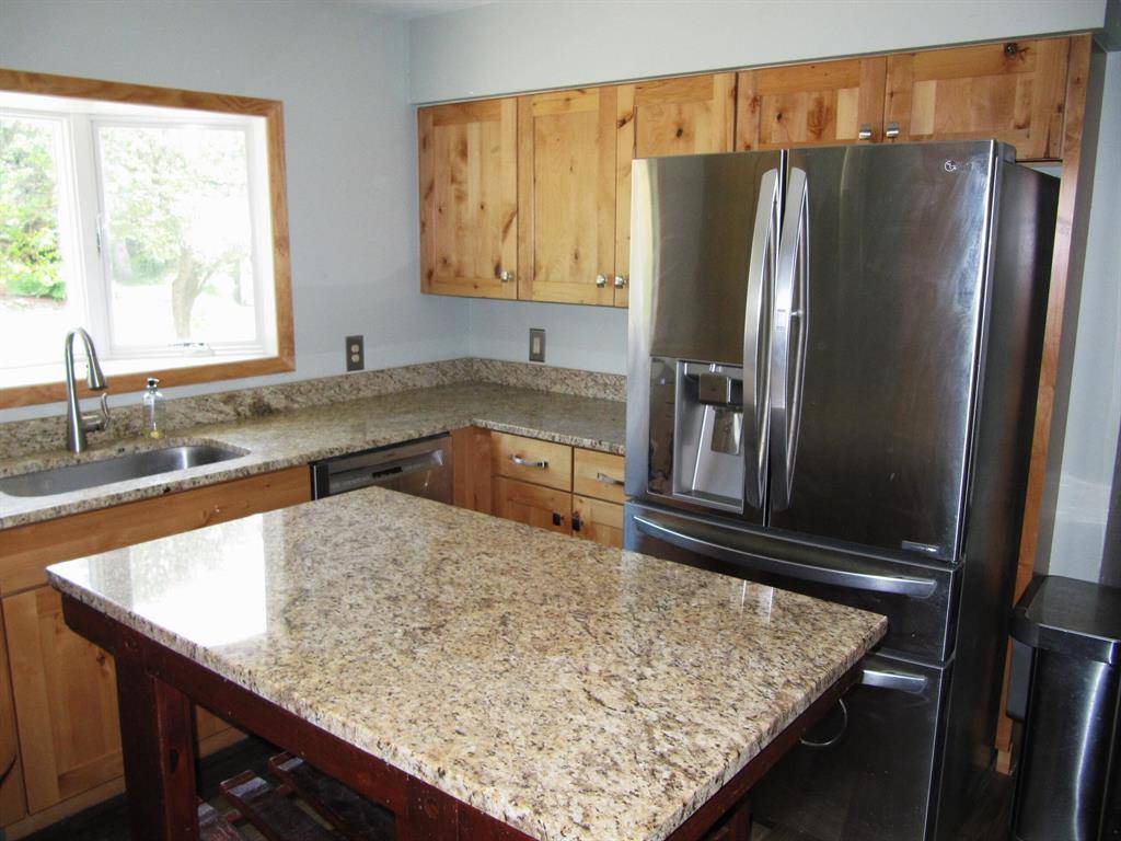 Portage, MI 49002,229 Tamarix Avenue