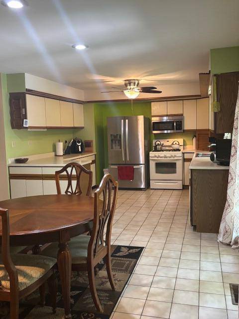Paw Paw Twp, MI 49079,43618 Carla Drive