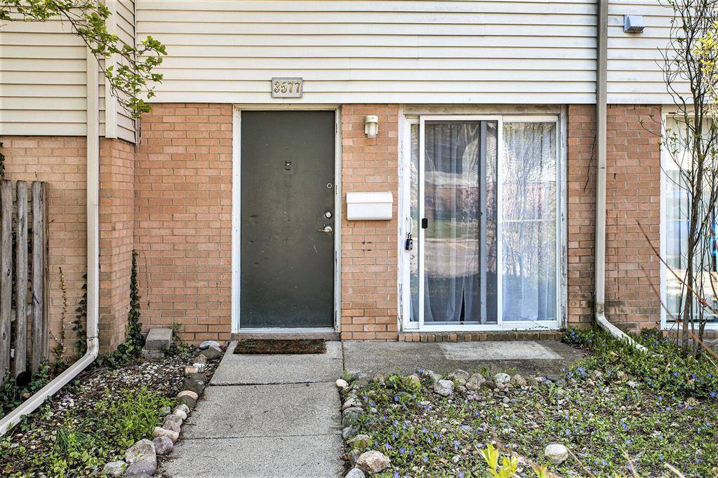 Kalamazoo, MI 49006,3577 Kenbrooke Court