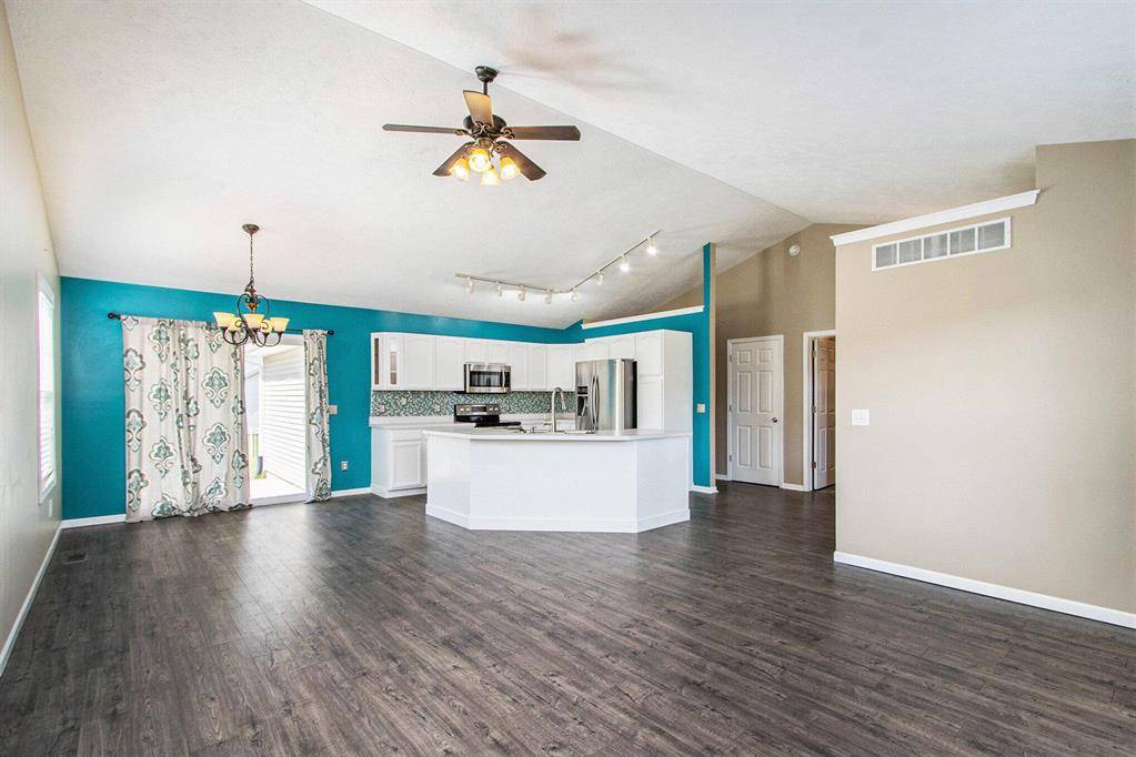 Pavilion Twp, MI 49088,6189 Clovermeadows Avenue