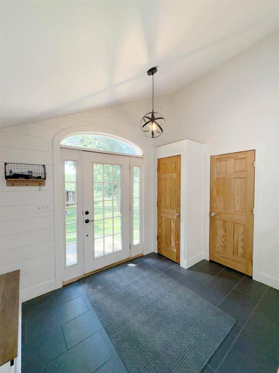 Oshtemo Twp, MI 49009,10850 W J Avenue