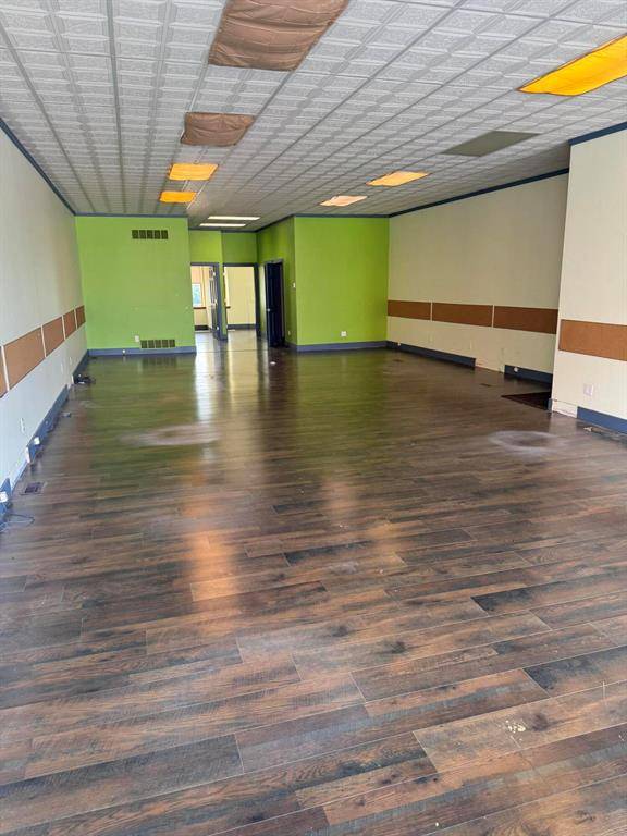 Allegan, MI 49010,145 Brady St Street