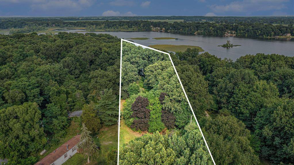 Three Rivers, MI 49093,57981 Oak Park Road