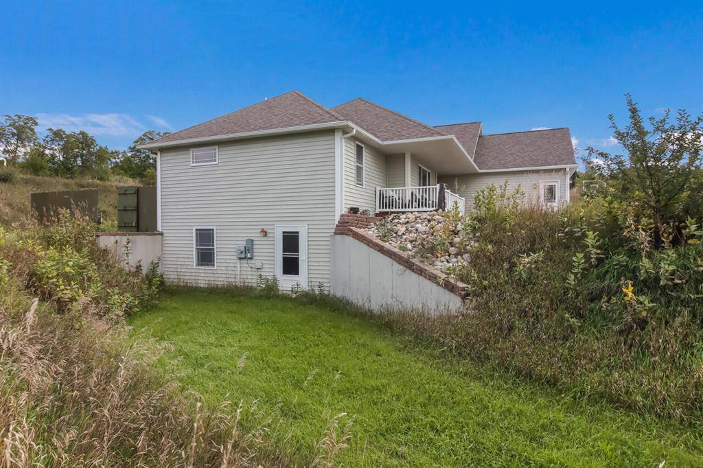 Long Lake Twp, MI 49685,2424 Tyler Hills Dr.