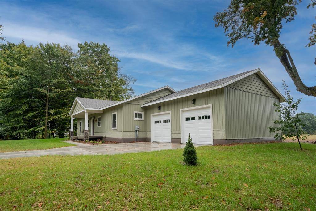 Hart, MI 49420,3935 W Destiny Drive