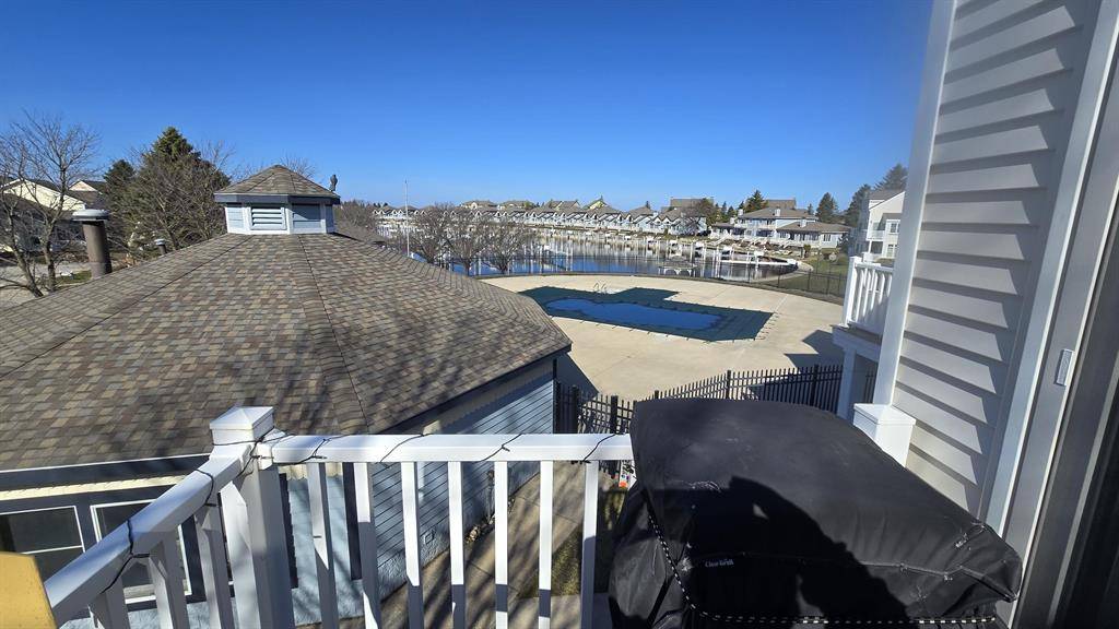 Manistee, MI 49660,70 Brookharbor S