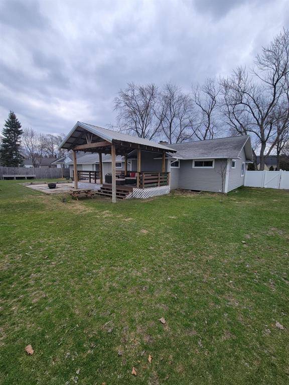 Manistee, MI 49660,340 7th St Street